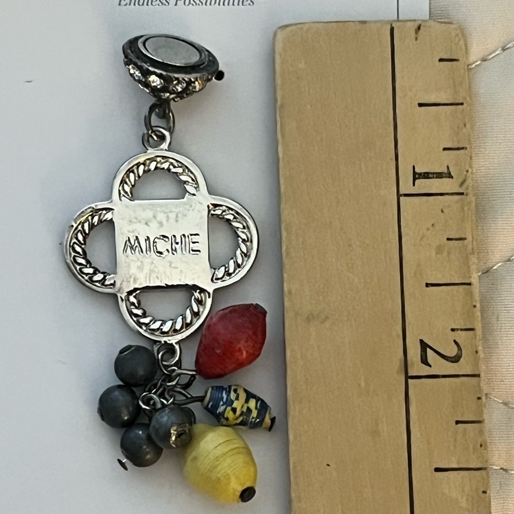 (2) MICHE Interchangeable Magnetic Pendant Charm Attachments (for Rope Chain) - Picture 5 of 8